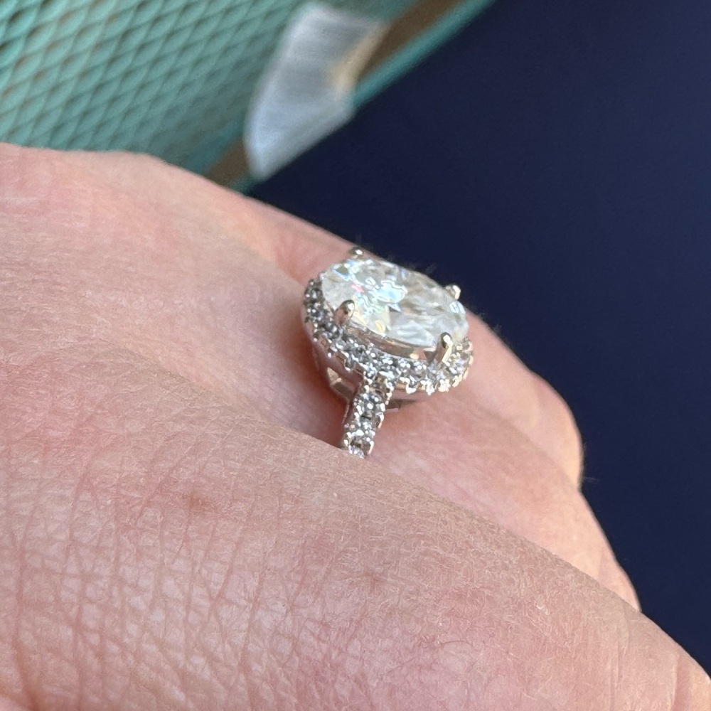 Engagement Ring in Sterling Silver with 1carat Diamond Moissanite Center Stone